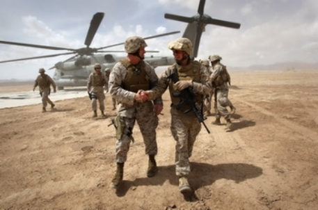Пентагон направит в Афганистан еще 40 тысяч солдат