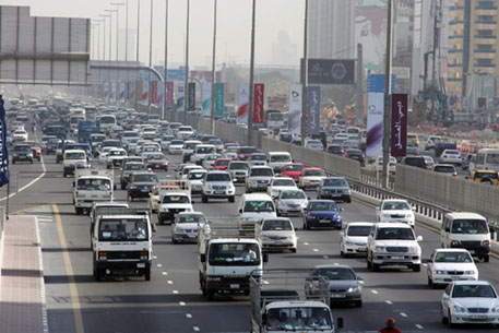 В ОАЭ дети сядут за руль автомобиля с пяти лет
