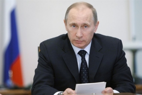 Путин потребовал организовать вывоз "застрявших" в Европе россиян