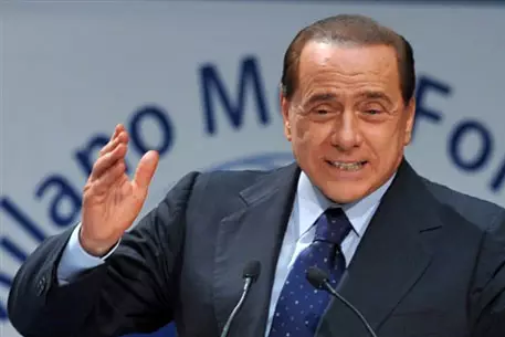 В сети Facebook создали группу для убийства Берлускони