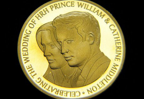 Выпущены памятные монеты в честь свадьбы принца Уильяма 