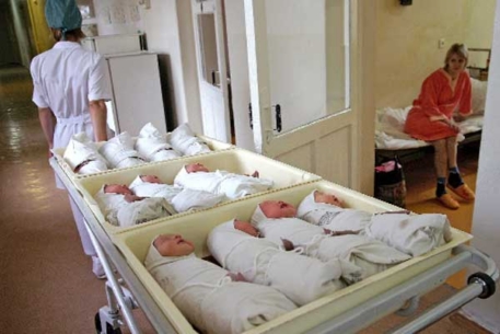 Врачей кузбасского роддома обвинили в гибели новорожденного