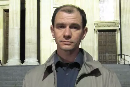 Родственникам Сутягина увеличили срок получения загранпаспортов