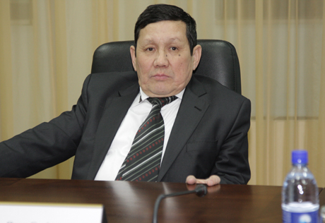 Кандидат в президенты Салим Отен пригрозил покинуть Казахстан