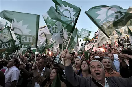 Оппозиция Греции победила на выборах по предварительным  результатам