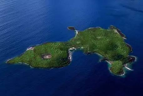 Наследница империи Онассис продаст остров в Ионическом море