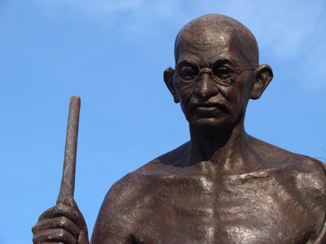 В Индии празднуют день рождения Махатмы Ганди