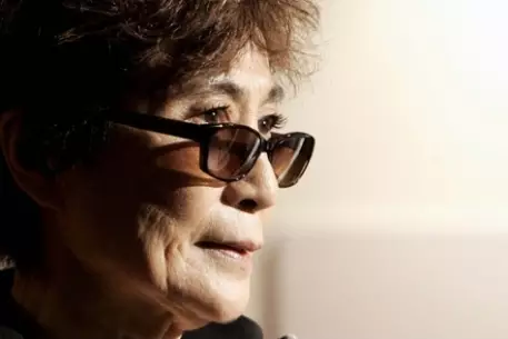 Йоке Оно подарили ключи от города Онтарио