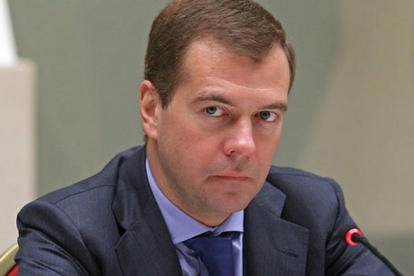 Медведев уволит не справляющихся с кризисом губернаторов   