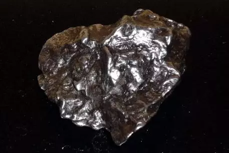 Кусок метеорита выставили на аукцион за 146 тысяч долларов