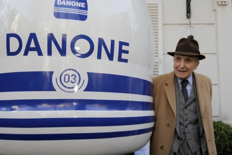 Почетный президент Danone скончался в возрасте 103 лет