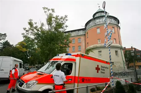 Кидавшего в немецкой школе "коктейли Молотова" признали невменяемым