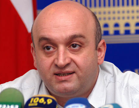 Глава правительства Абхазии в изгнании подал в отставку