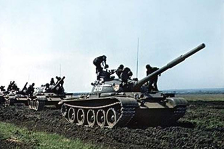 Южнокорейская разведка обнаружила в КНДР "новые" танки