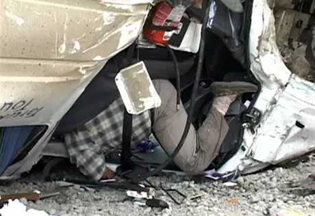 В результате крушения автобуса в Перу погибли 15 человек