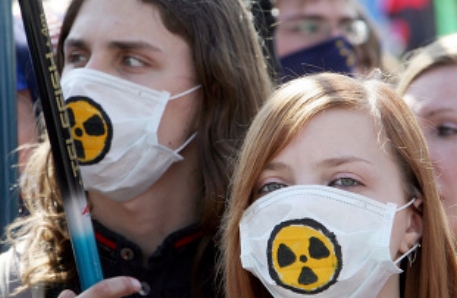 Белорусская оппозиция устроит шествие в память о Чернобыле
