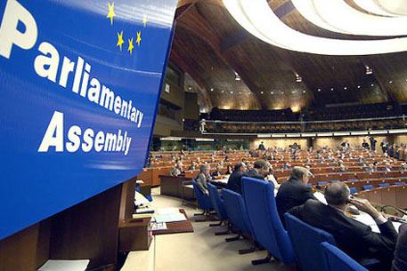 Комиссия ПАСЕ оставила России право голоса в Ассамблее