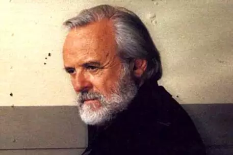 Энтони Хопкинс утвержден на роль Эрнеста Хемингуэя 