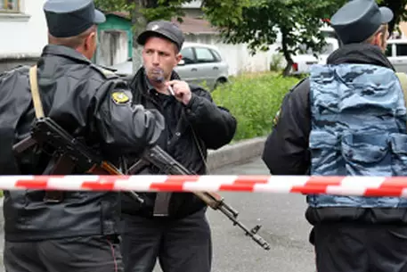 В Грозном взорвалась машина сотрудника МВД 