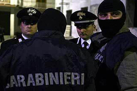 Итальянских чиновников заподозрили в хищении миллионов евро