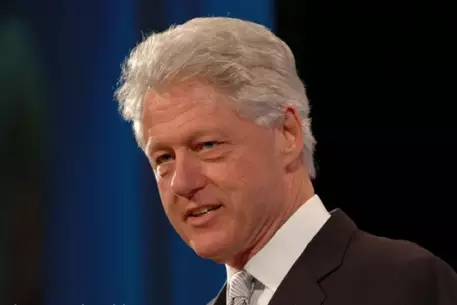 Клинтона выписали из госпиталя после операции на сердце