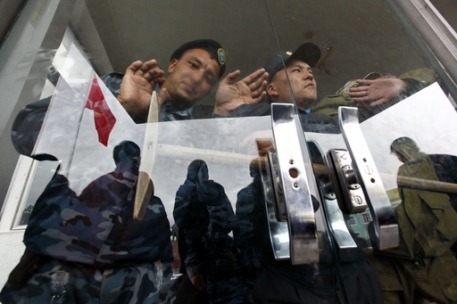 Бишкекские милиционеры отказались работать