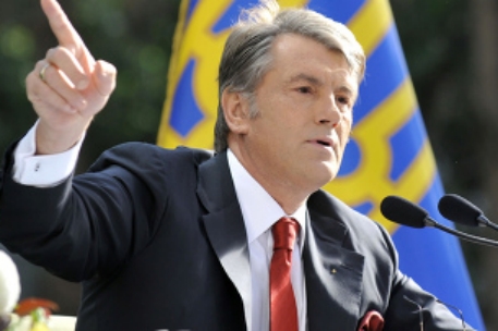 Ющенко подал документы в ЦИК в качестве кандидата в президенты
