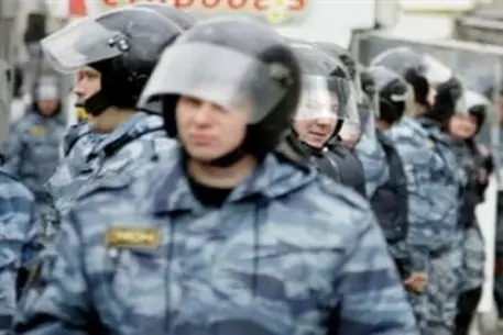 Московские ОМОНовцы подадут в суд на The New Times