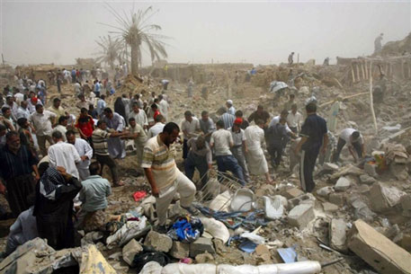При взрыве на севере Ирака погибли 19 человек