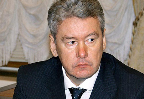 Москва выплатит семьям погибших и пострадавшим в Домодедово до двух миллионов рублей