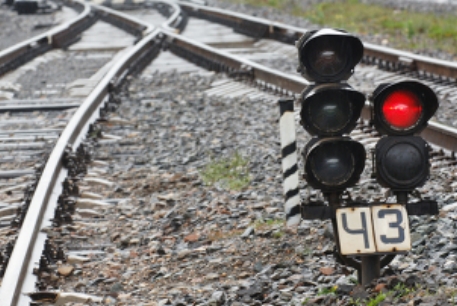 В Дагестане неизвестные подорвали товарный поезд