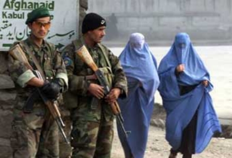 Афганскую армию увеличат на 10 процентов за счет женщин 