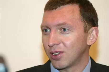 Дерипаска потратит две трети бонуса на благотворительность