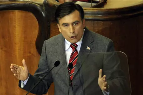 Супруга похищенного в Египте ингуша обратилась к Саакашвили за помощью