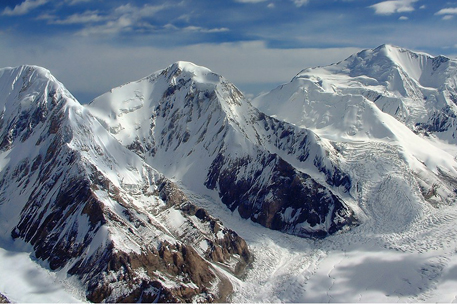 Казахстанские альпинисты предложили назвать пик в Тянь-Шане "Астана"