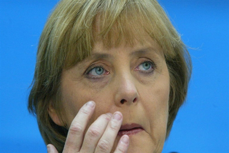Меркель назвала поражением отказ GM продавать Opel