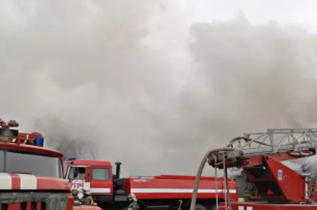 Крупный пожар на подмосковном рынке потушен