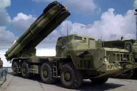 Боливия намерена купить у России оружие и газ