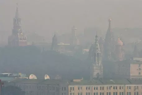 Дым от пожаров заблокировал московские аэропорты