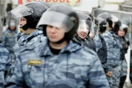 The New Times обвинил ОМОН в эксплуатации гастарбайтеров