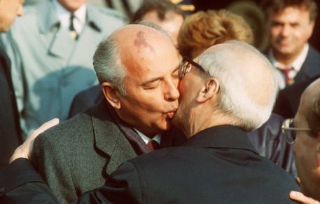Отцы немецкого единства: Горбачев, Коль и Буш