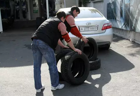 УДП Астаны порекомендовало сменить летние шины на зимние