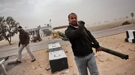 Ливийская оппозиция выступила против вмешательства НАТО