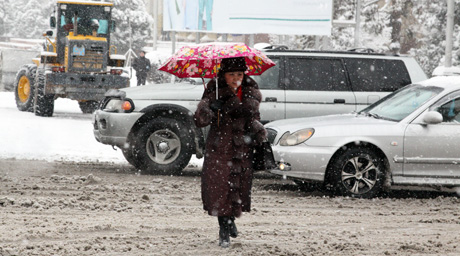 В Алматы за два дня выпала месячная норма снега