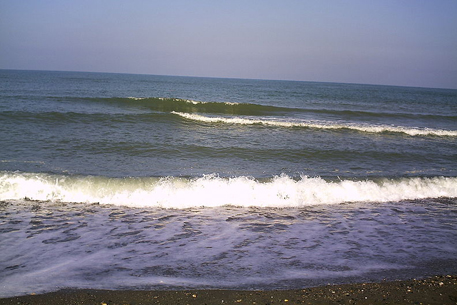В Актау двое подростков утонули в Каспийском море