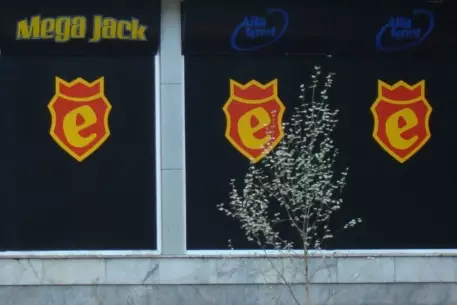 В Киеве открыли казино вопреки запрету на игорный бизнес 