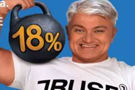 Банк "Траст" уберет рекламные материалы с Турчинским