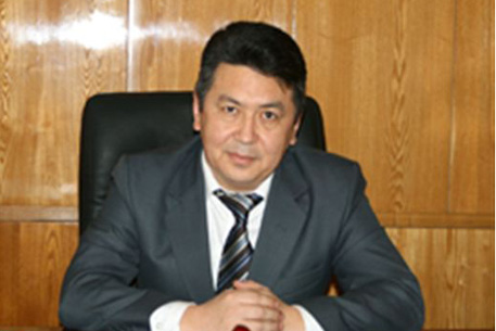 В Киргизии арестовали экс-руководителя аппарата президента
