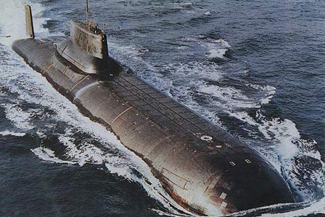 ВМС Британии уличили российскую подлодку в перехвате данных