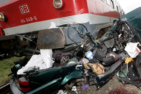 В Турции пять человек стали жертвами железнодорожной катастрофы